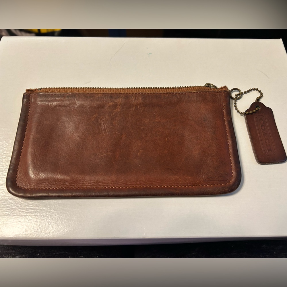 Vintage Coach Skinny Case in Vicuña